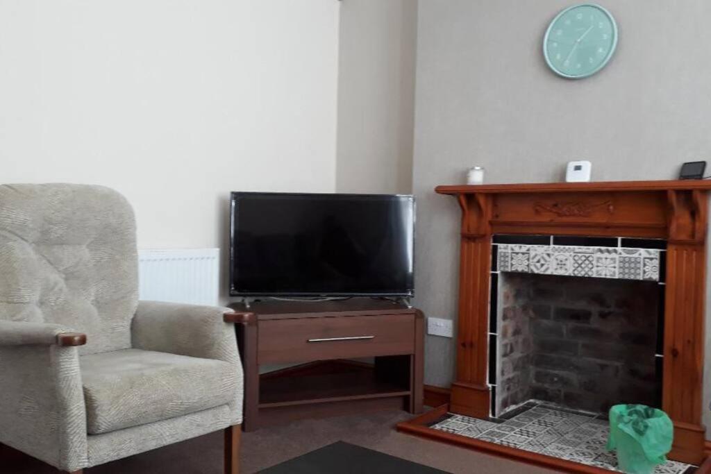 B&B Porthcawl - Porthcawl House Near Beach With Extensive Parking - Bed and Breakfast Porthcawl