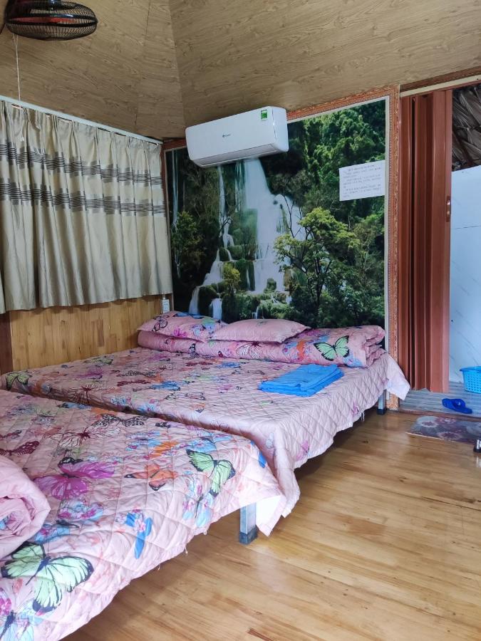 Quadruple Room with Private Bathroom