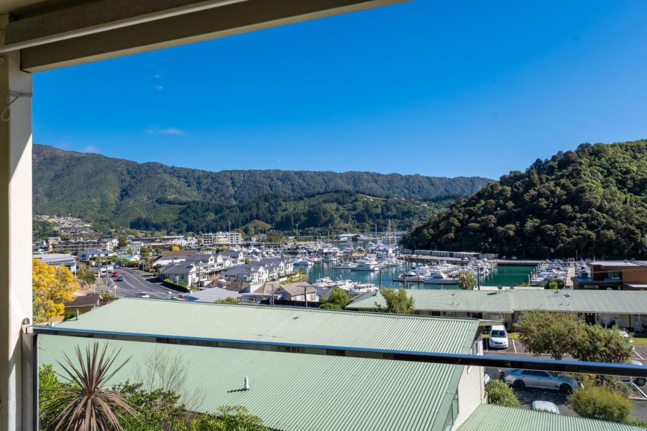 Peaceful Escape - Picton Holiday Apartment - B&B