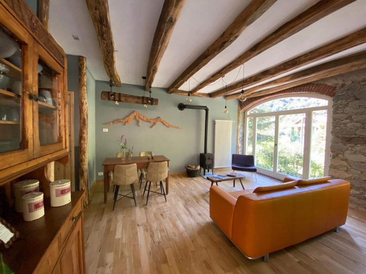 B&B Varallo Sesia - Mountain Cabin Valsesia Appartement Stella - Bed and Breakfast Varallo Sesia