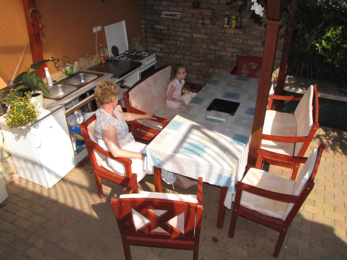Oázis Apartmanház - B&B