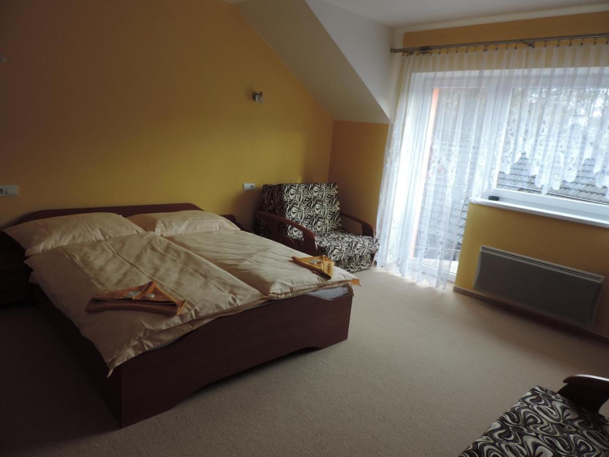 Classic Double Room with Balcony and extra beds