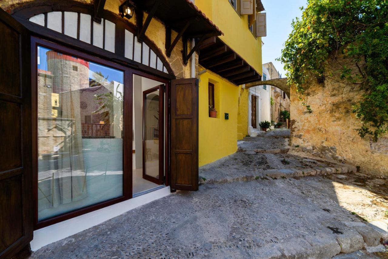 Voyaz Boutique Apartments & Suites -Old Town - B&B Rodi