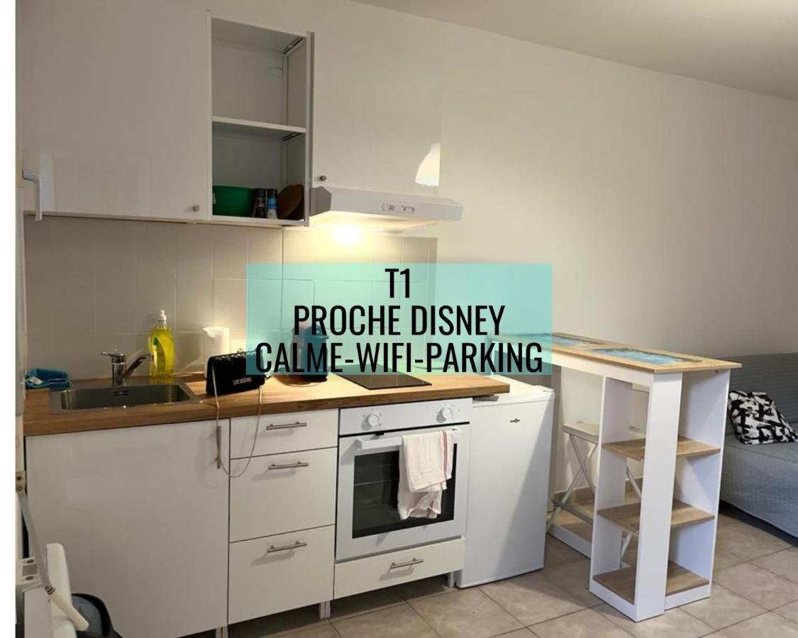 B&B Champs-sur-Marne - Superbe studio proche Disney - Bed and Breakfast Champs-sur-Marne