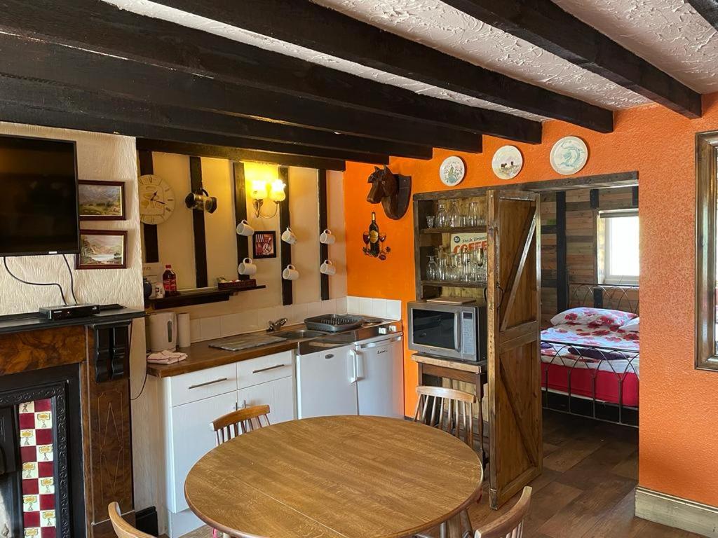Yarm cottages byre/paddock - B&B
