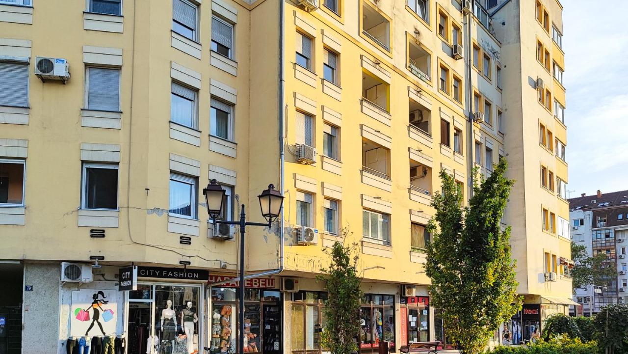 FilinHome Bulevar Suite 2 - B&B