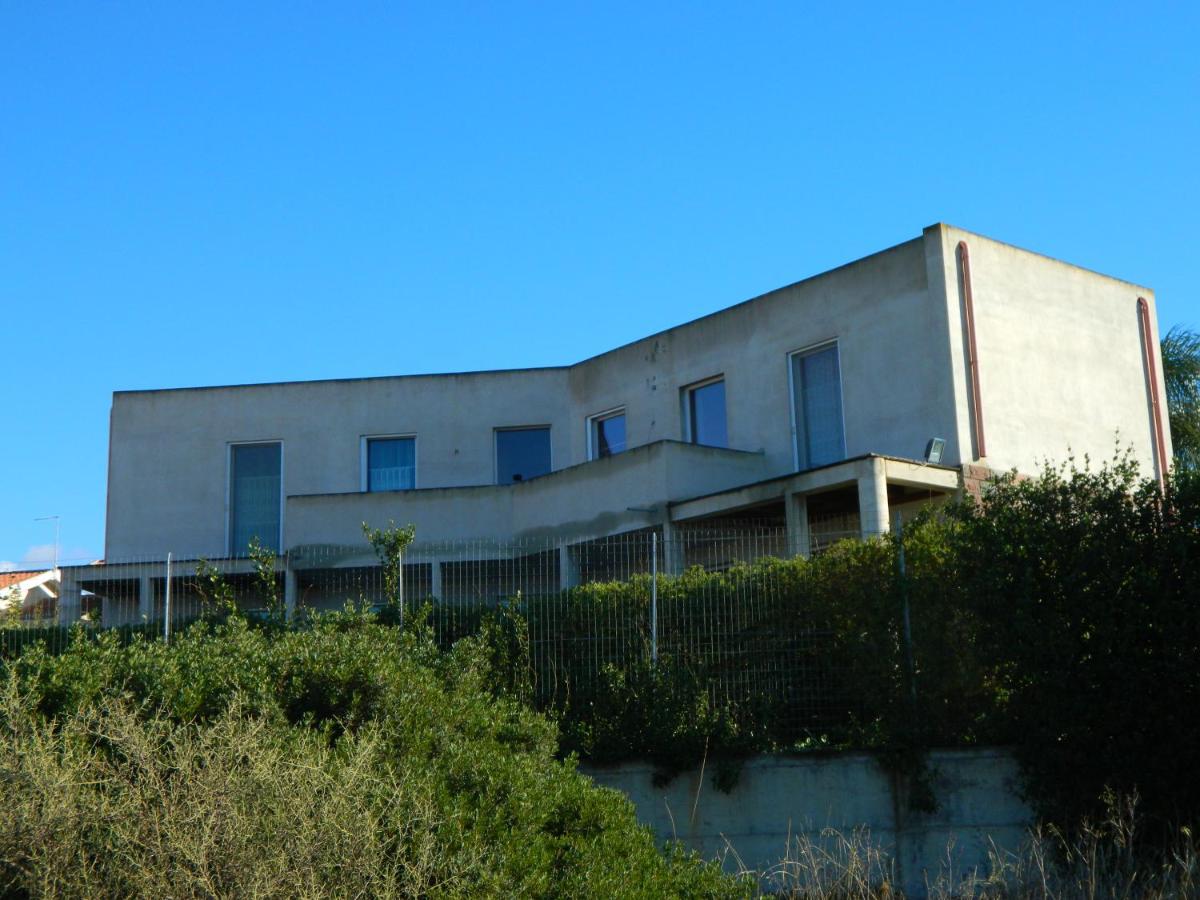 Villa delle Gazanie -Camera in villa -Vista panoramica sul Golfo - Chambres d'hôtes Quartu Sant'Elena