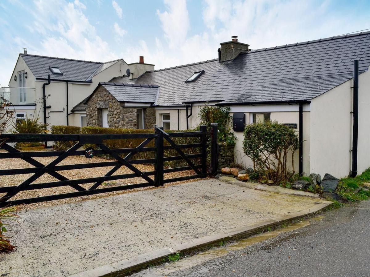 Four-Bedroom Holiday Home