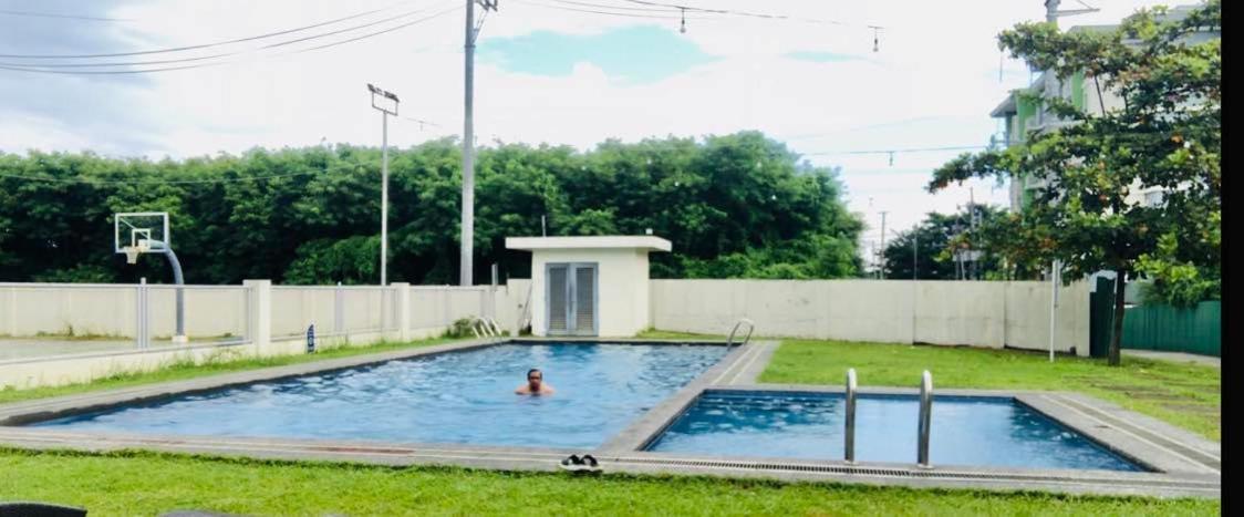 Amaia Steps Bicutan with Netflix and DisneyPlus - 1BR - B&B Manila