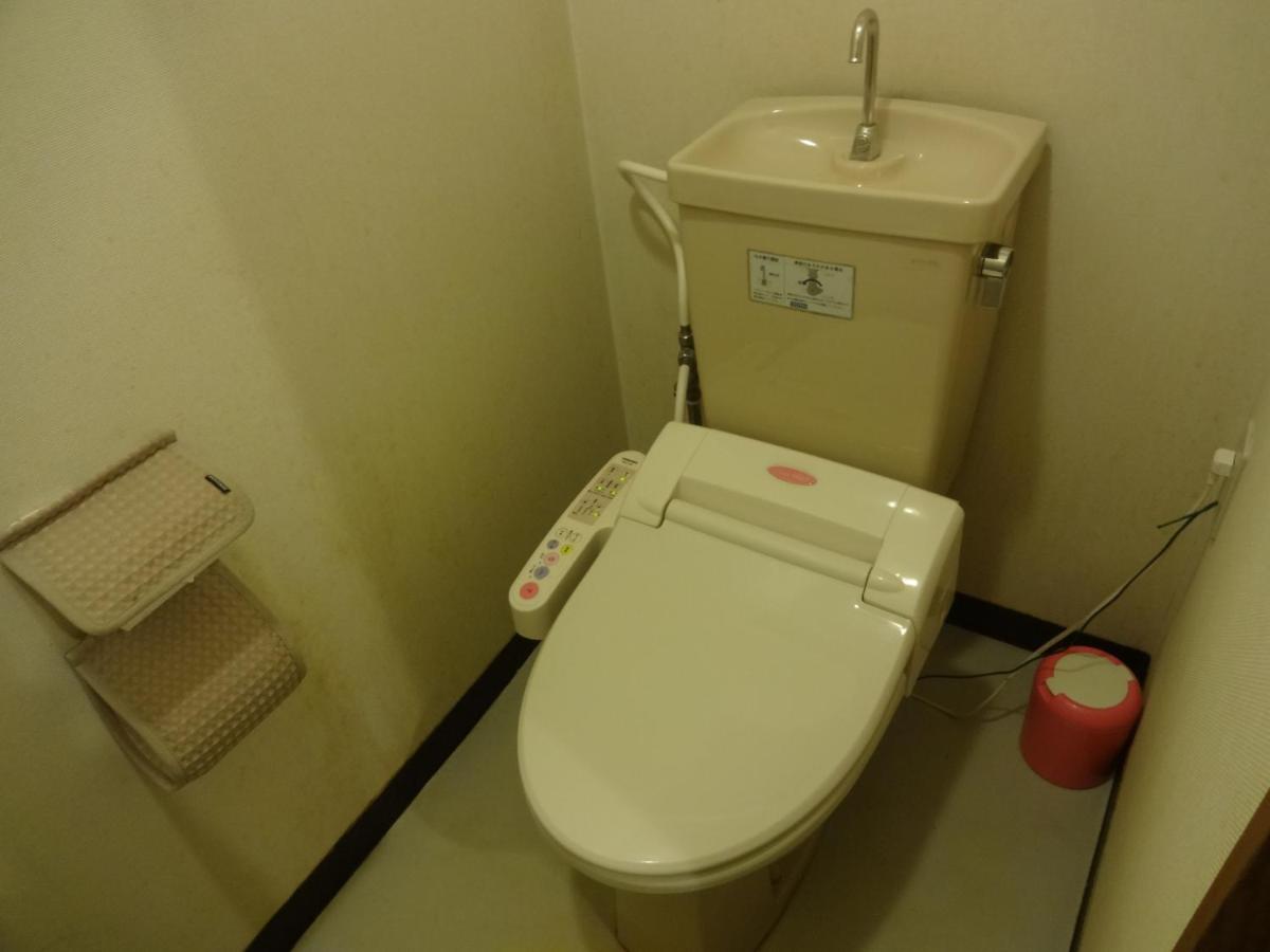 Camera in Stile Giapponese con Bagno in Comune