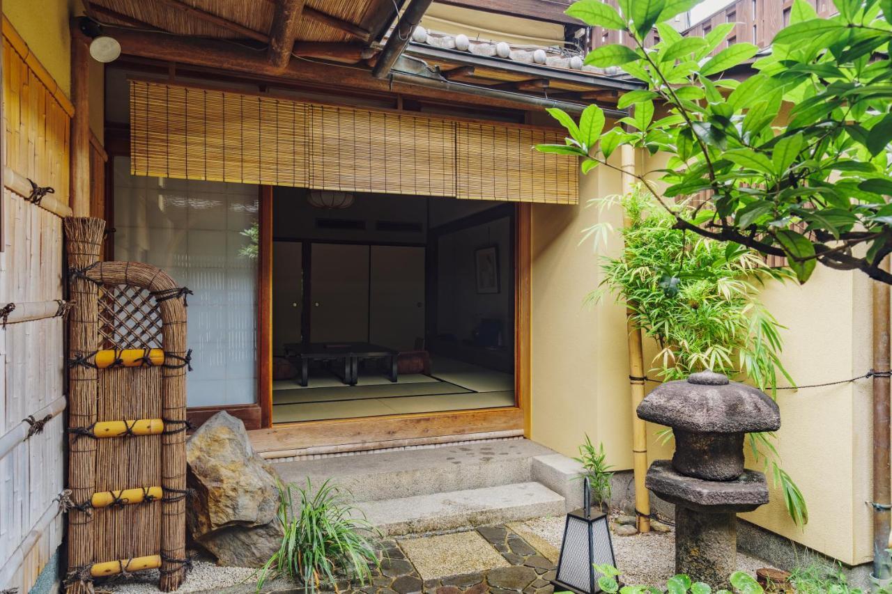Deluxe Quadruple Room without Bathroom