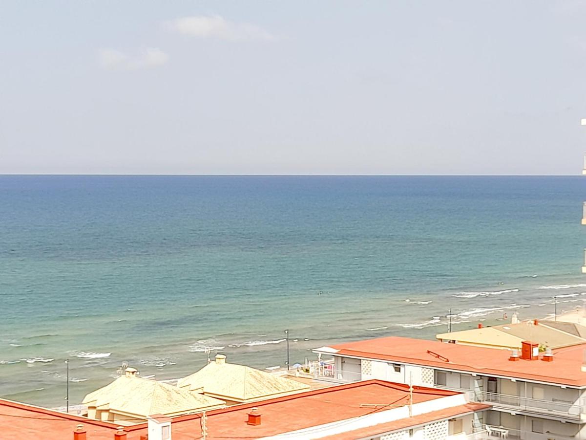 APARTAMENTO VISTAS AL MAR, 11 Planta, 50M PLAYA!! - B&B