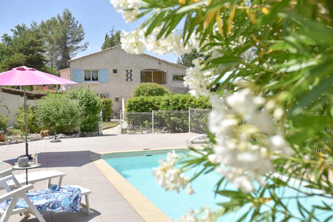 La Mésange Enchantée - B&B Grospierres