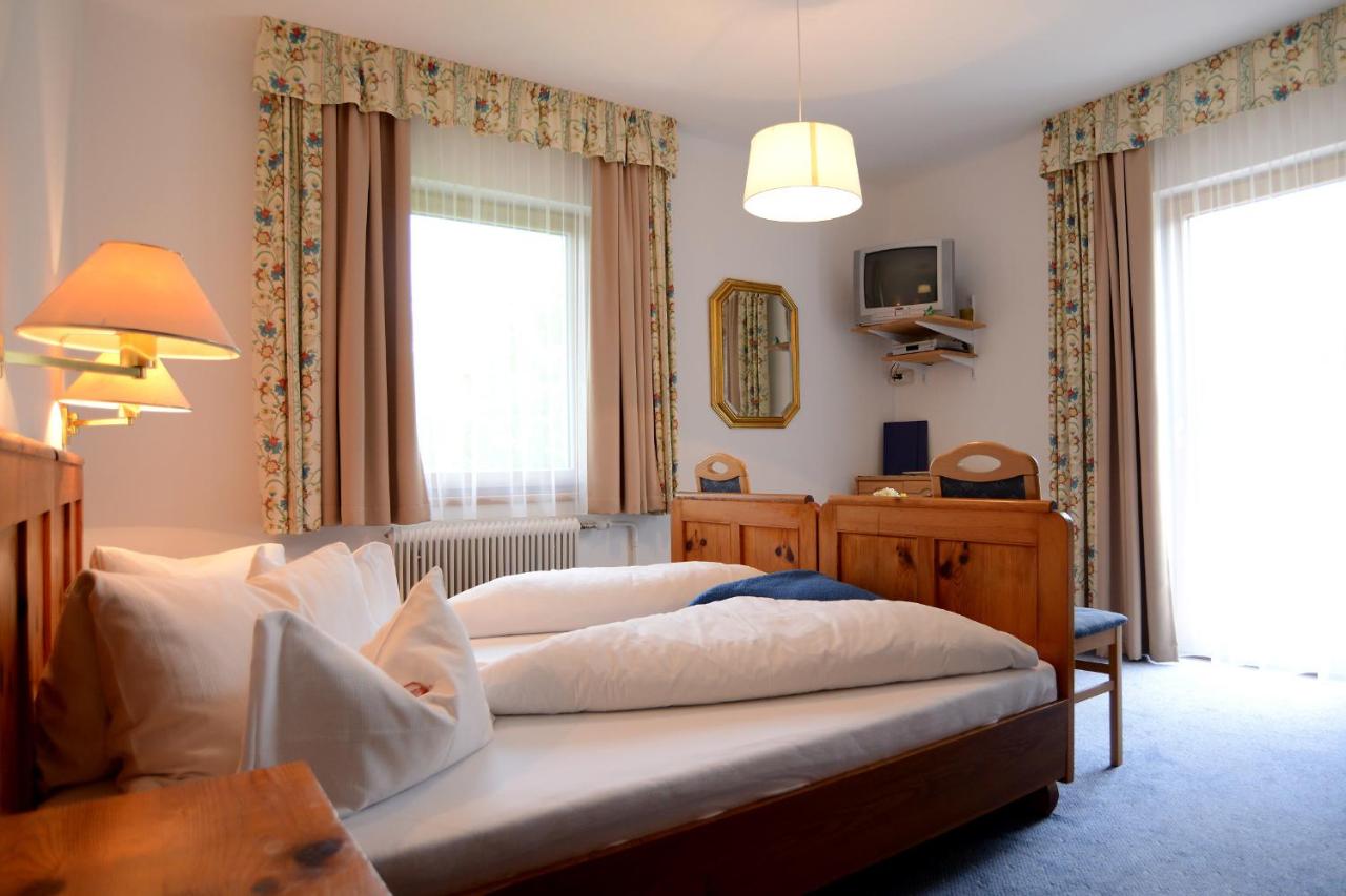 Comfort Double Room with Balcony and Lake View