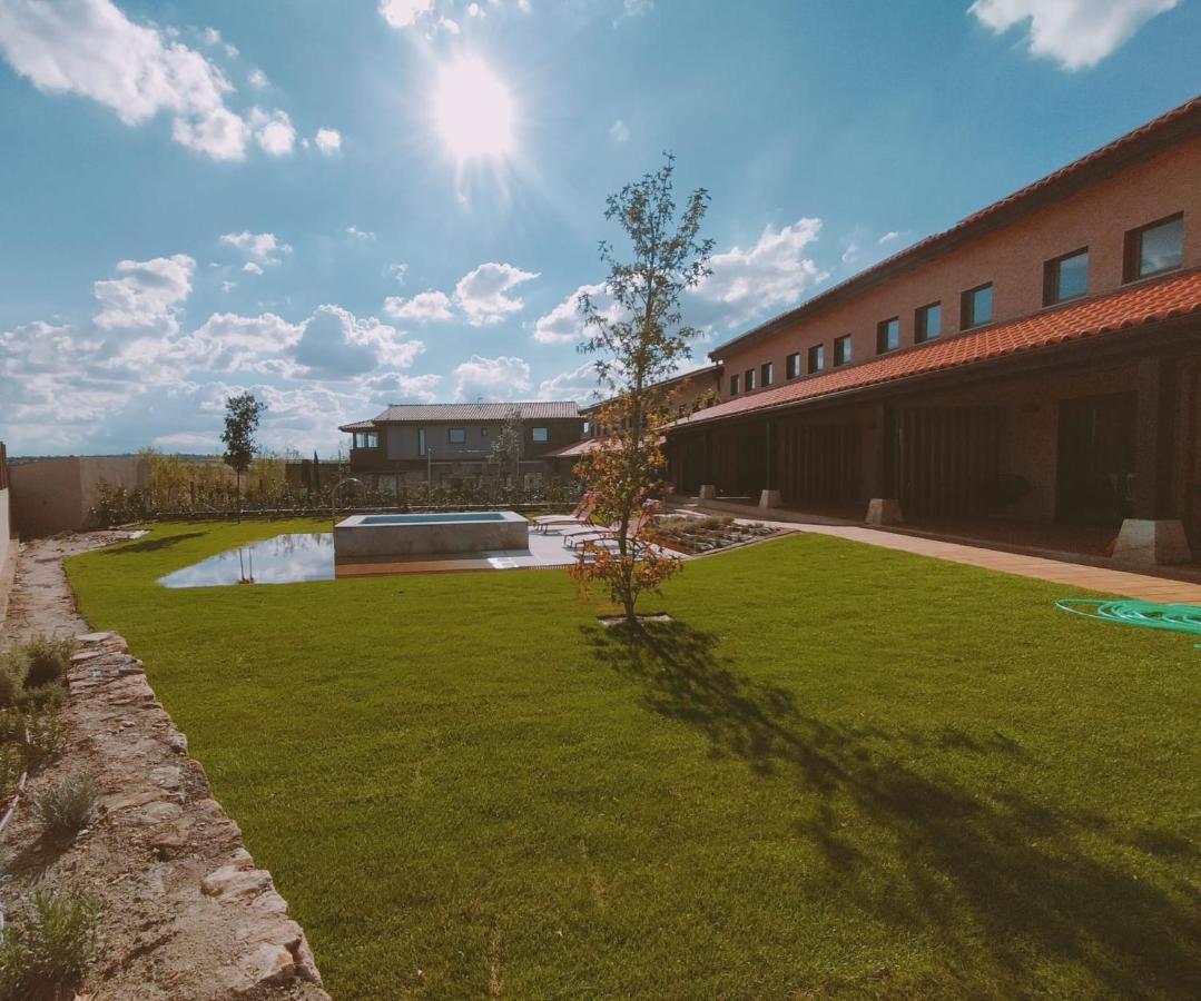 Apartamentos Walden by gaiarooms - B&B
