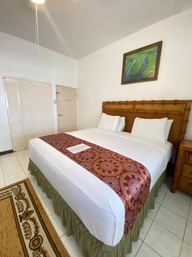 King Room with Pool View