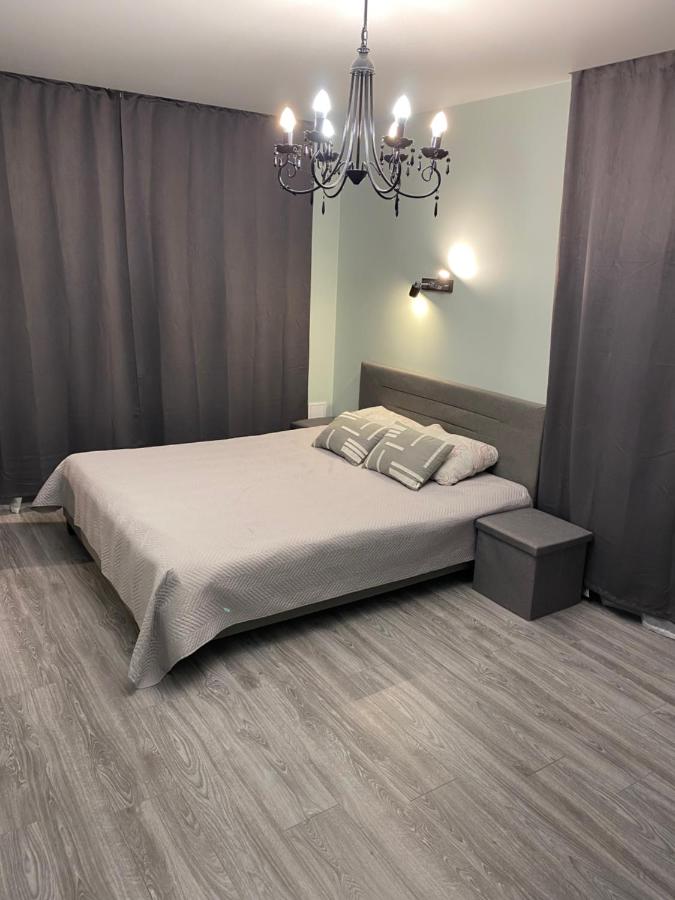 Platform Narva - B&B