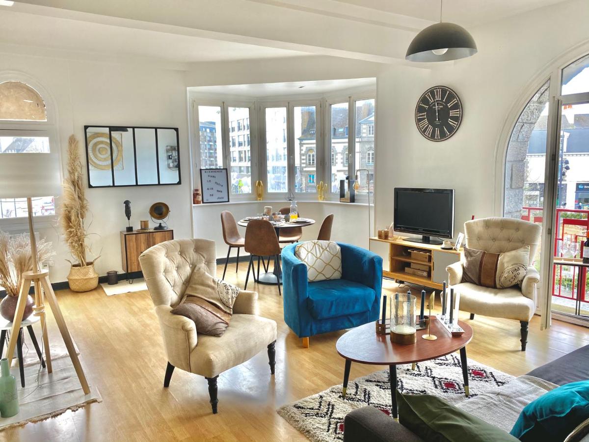 Le Cocon Briochin, grand appartement en plein centre de SaintBrieuc - Bed and Breakfast