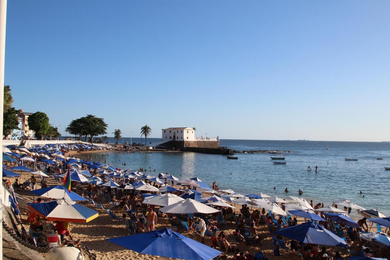 Apto excelente localização , ao lado da Praia do Porto da Barra - B&B