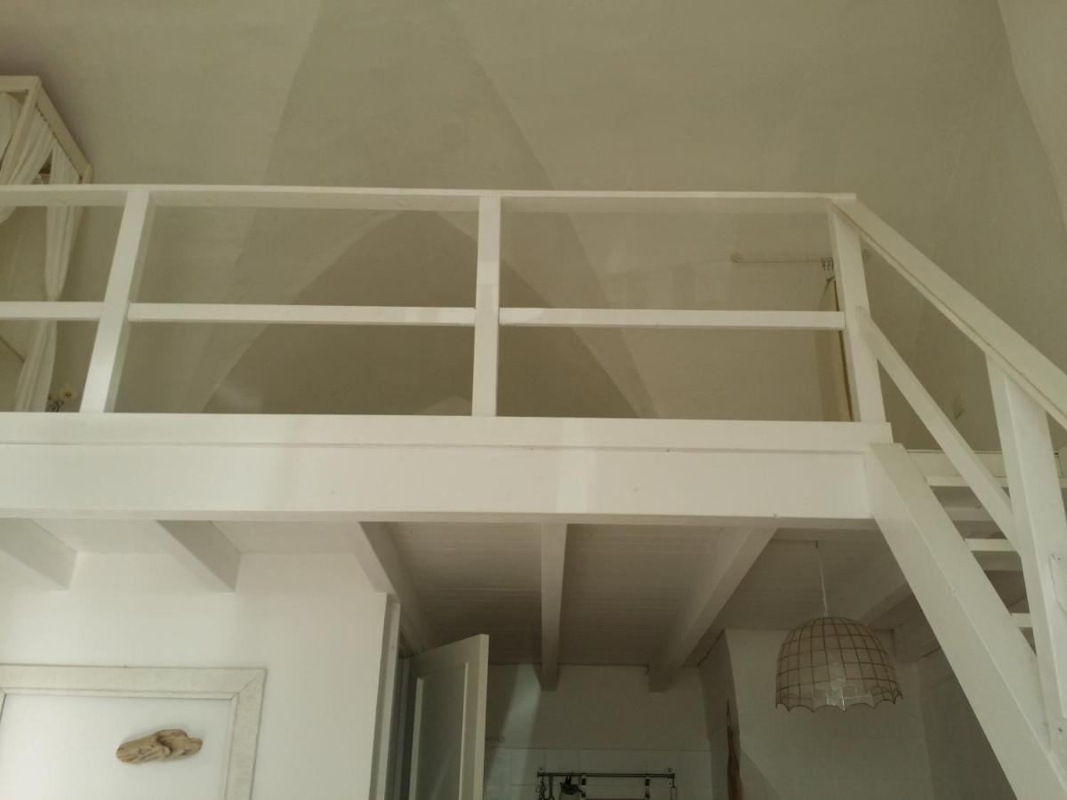 Studio - Split Level