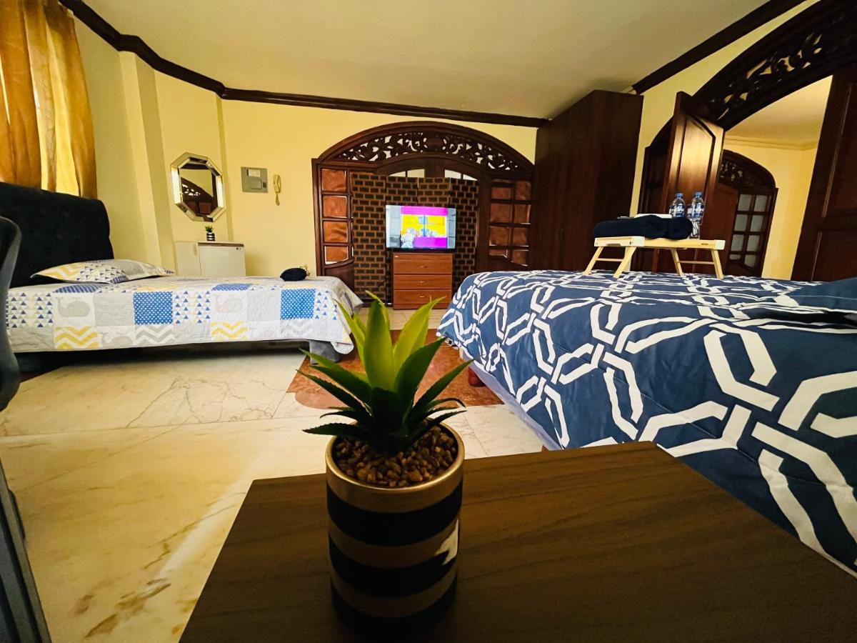 B&B Guayaquil - Mega Suite in Privileged area of San Marino - Bed and Breakfast Guayaquil