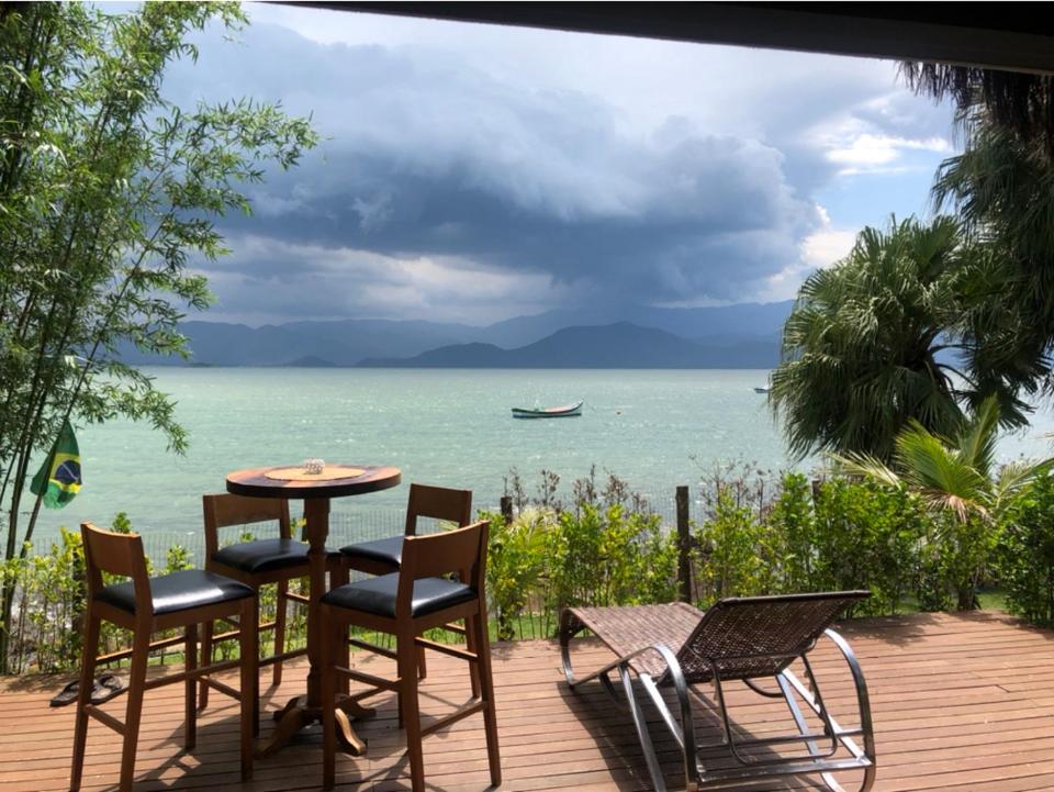 Paraíso Frente ao Mar Sul da Ilha - Ferienwohnung Florianópolis