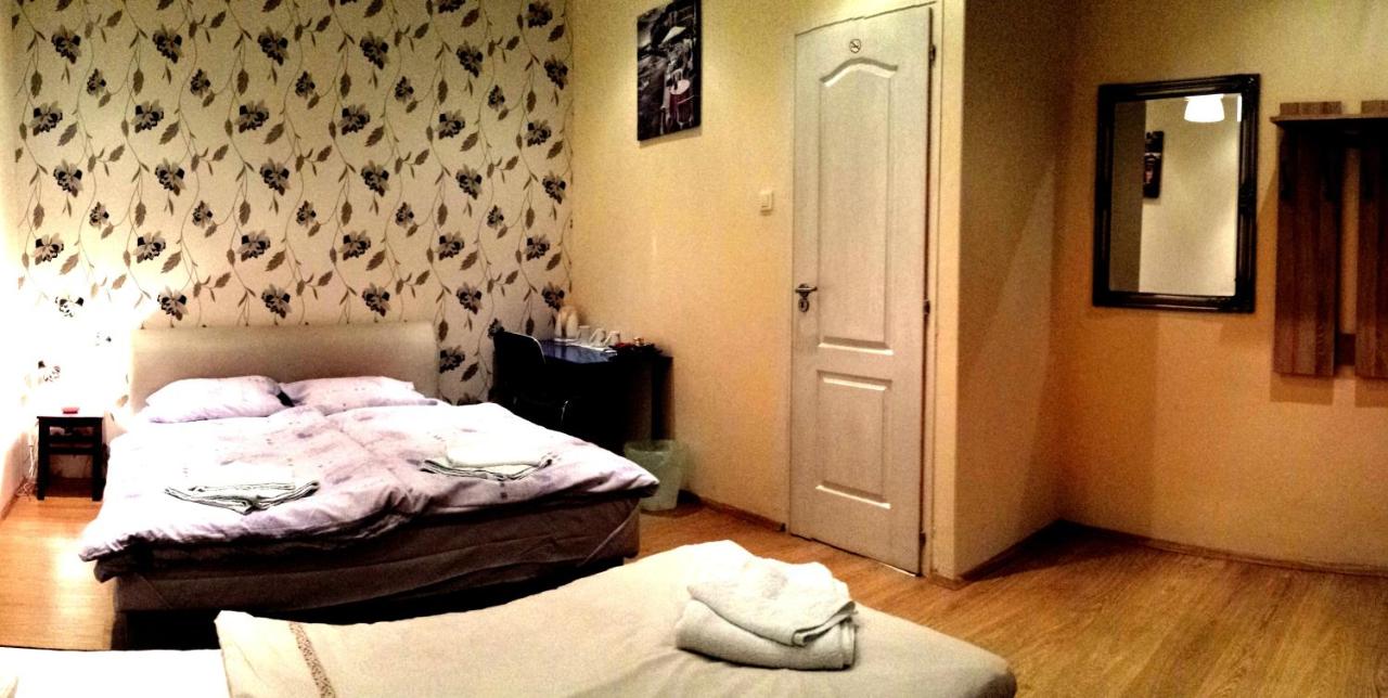 Triple Room with Private Bathroom