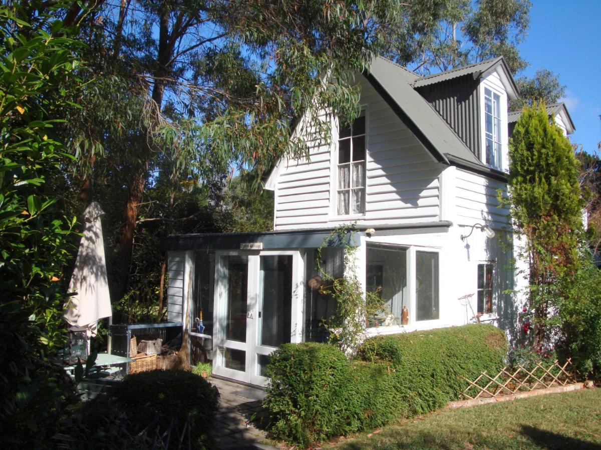 B&B Bowral - Devon Cottage - Bed and Breakfast Bowral