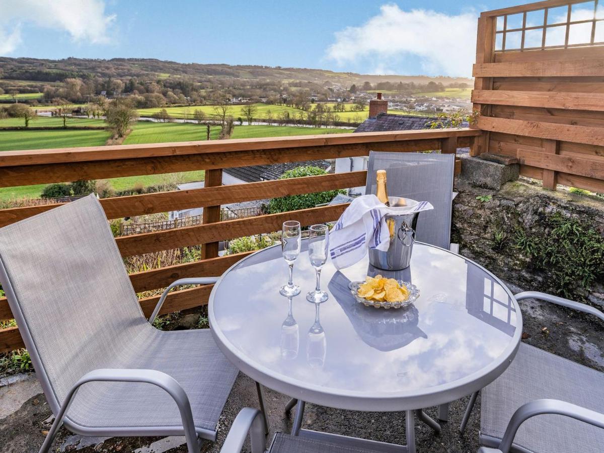 B&B Llandeilo - Number 4 - Bed and Breakfast Llandeilo