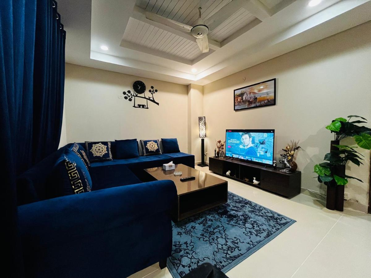 B&B Islamabad - Entire 1 BR Apartment: Netflix, Youtube. - Bed and Breakfast Islamabad