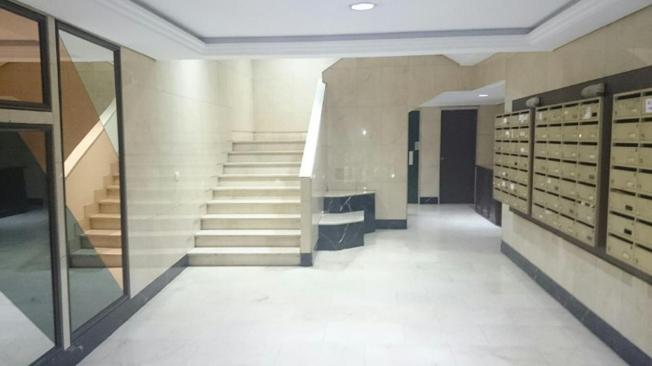 Apartamentos Salamanca Puerta Zamora, Centro, Wifi con salón y 2 dormitorios, Parking - B&B Salamanca