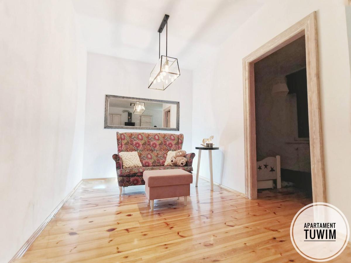 Apartament Tuwim - Bed and Breakfast Przemyśl