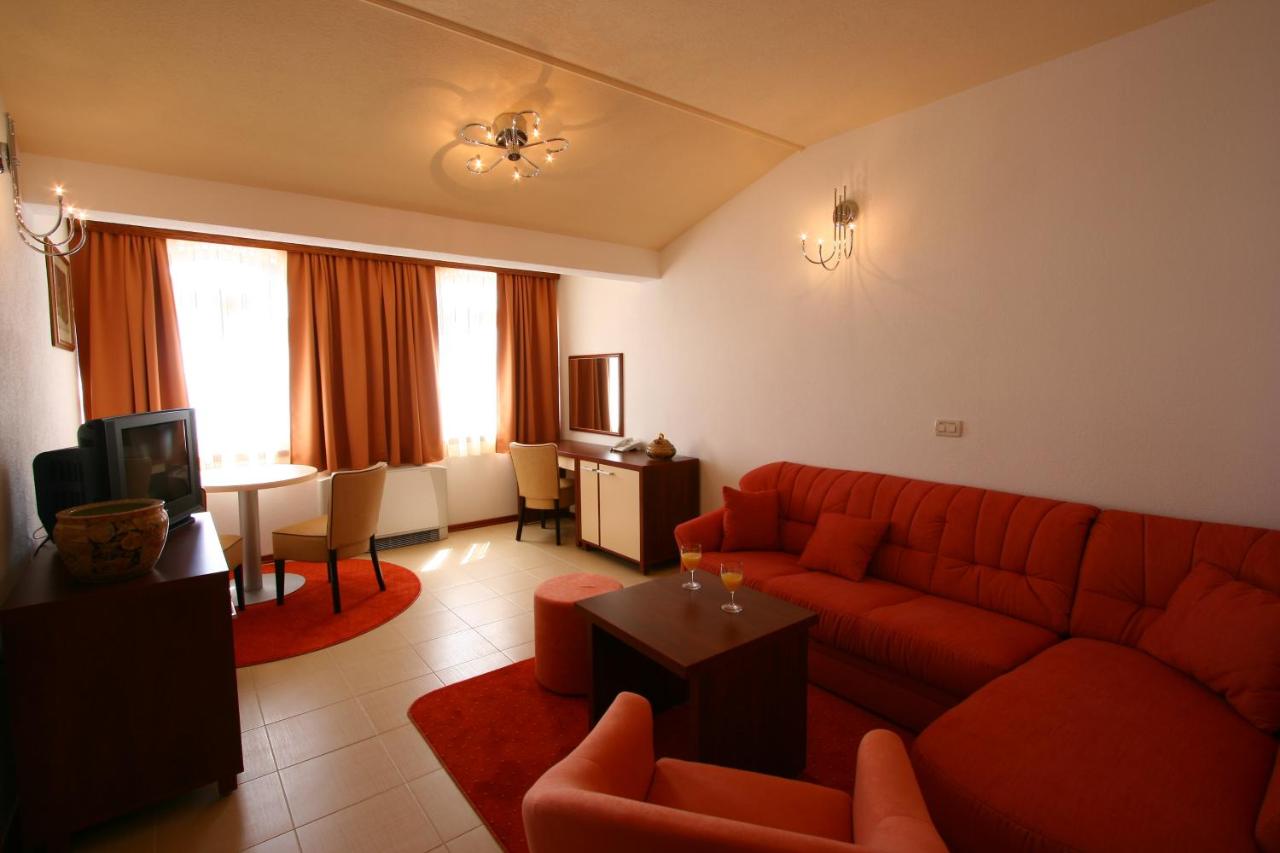 Comfort Double Room with Balcony and Sea View