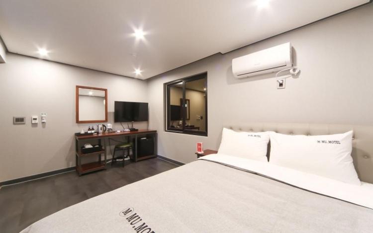 Tongyeong Mu - B&B