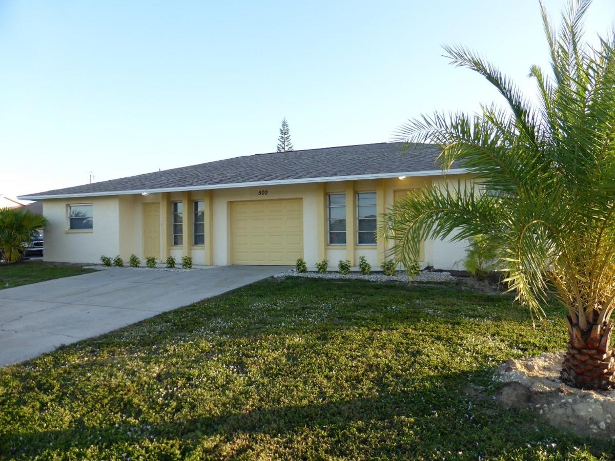 Duplex Sunny Splash in Cape Coral - B&B