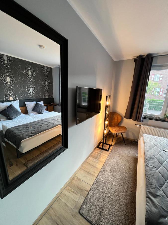 Doppel- oder Zweibettzimmer