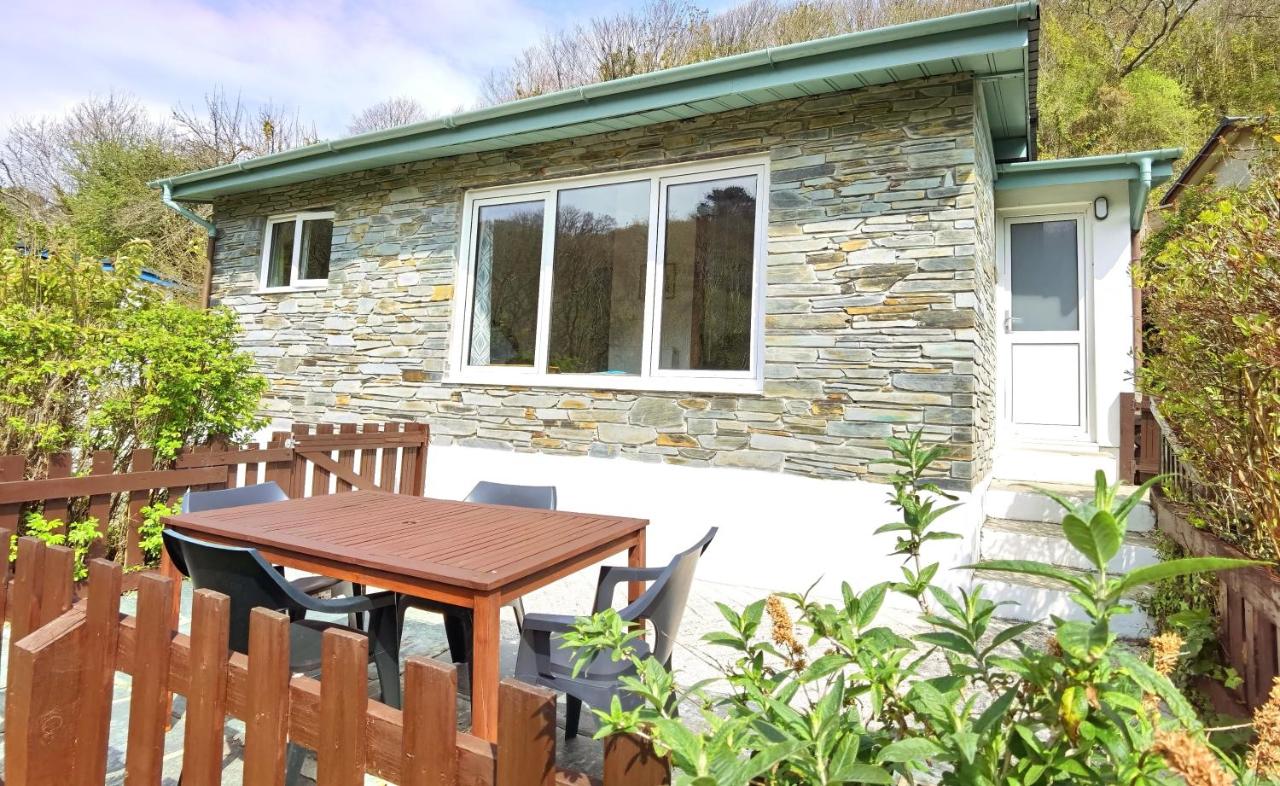B&B Bude - Kiberick Cottage at Crackington Haven, near Bude and Boscastle, Cornwall - Bed and Breakfast Bude
