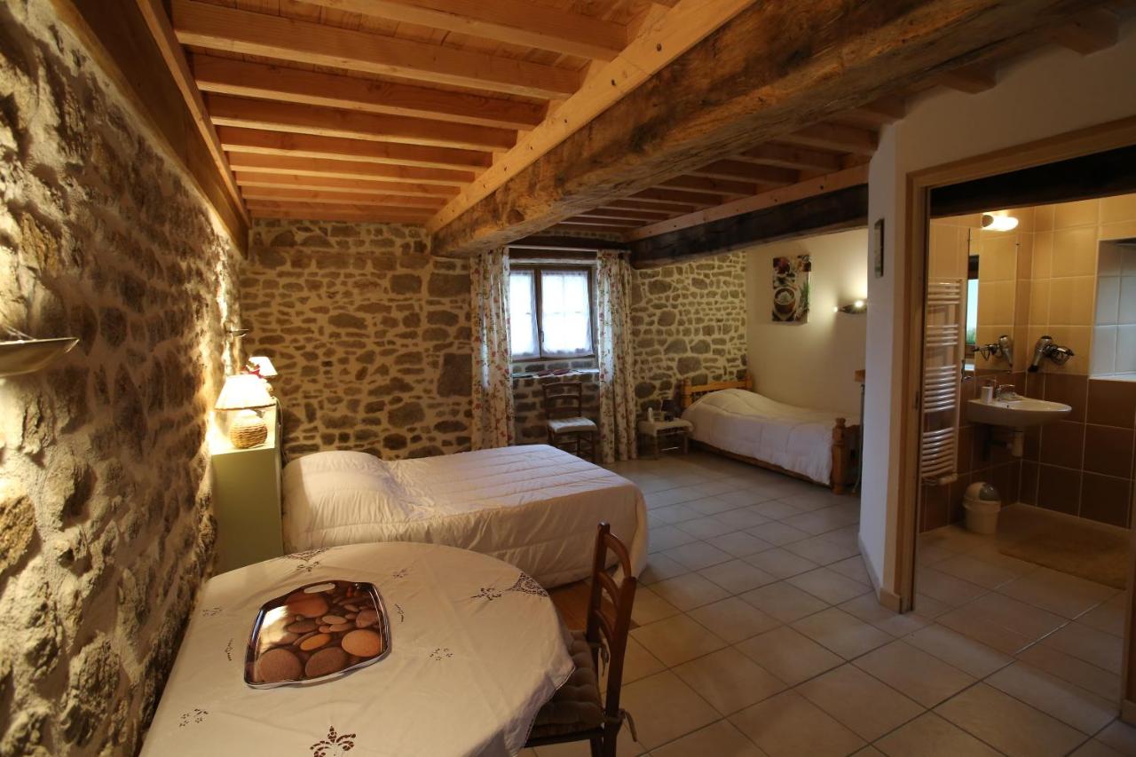 Ferme Cidricole Hugues Desfrièches - Bed and Breakfast Sainte-Marguerite-de-Carrouges
