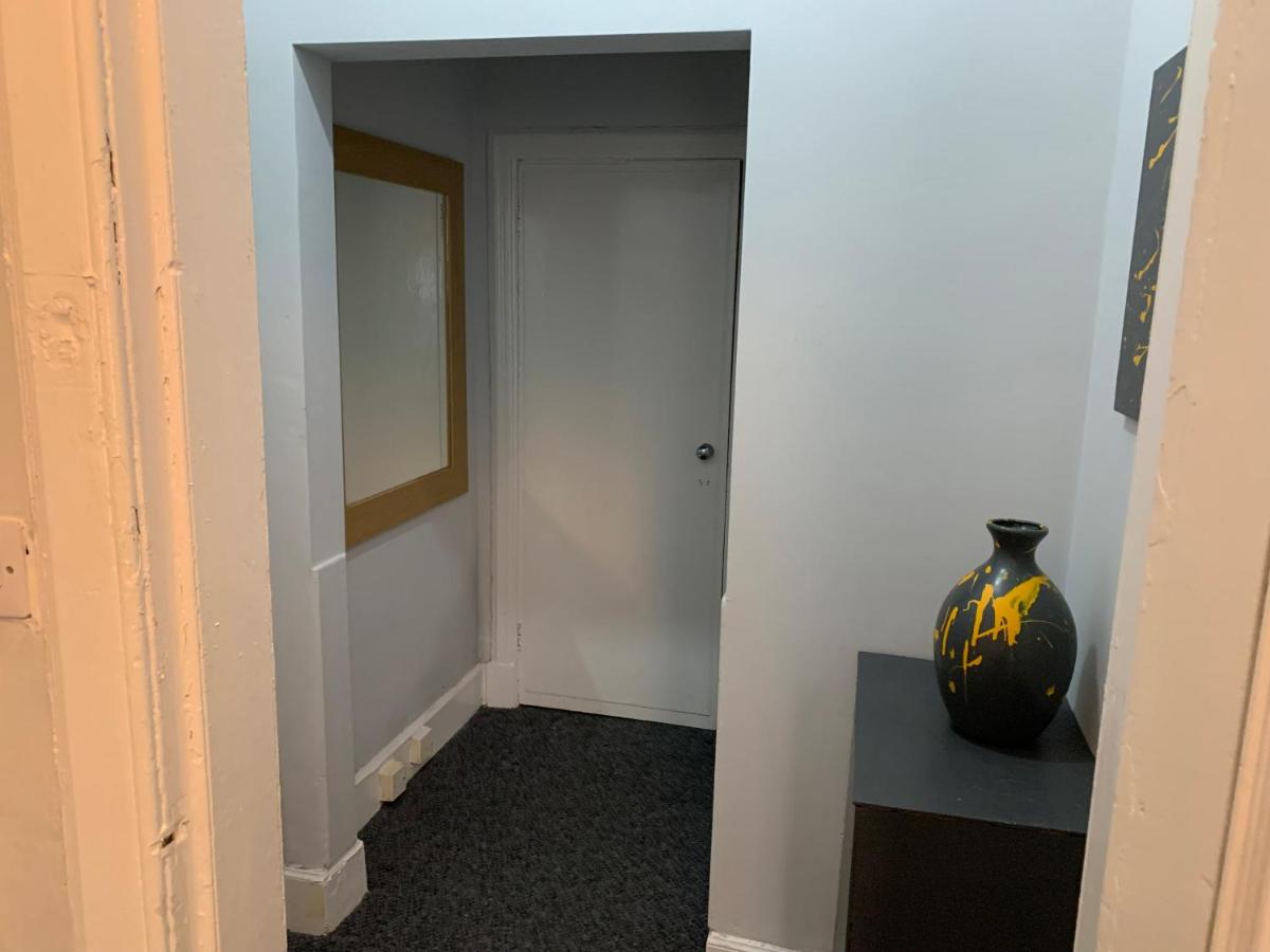 Nelson st ALVA - Ferienwohnung Largs