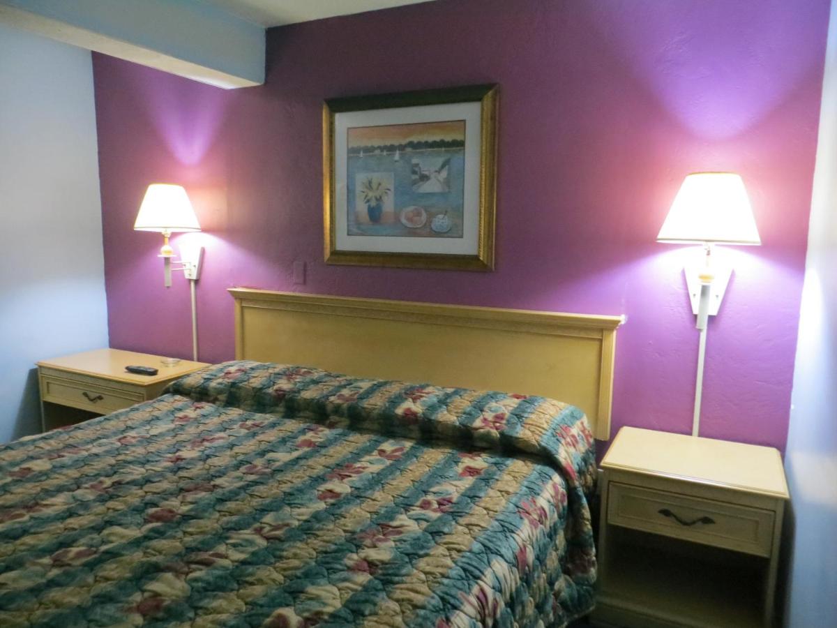 Zimmer mit Kingsize-Bett – Raucher