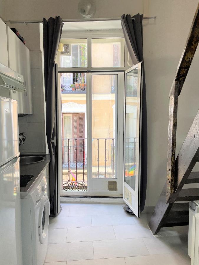 Acogedor apartamento exterior con balcón en el Barrio de Chueca, Gran Vía con aire acondicionado - B&B Madrid