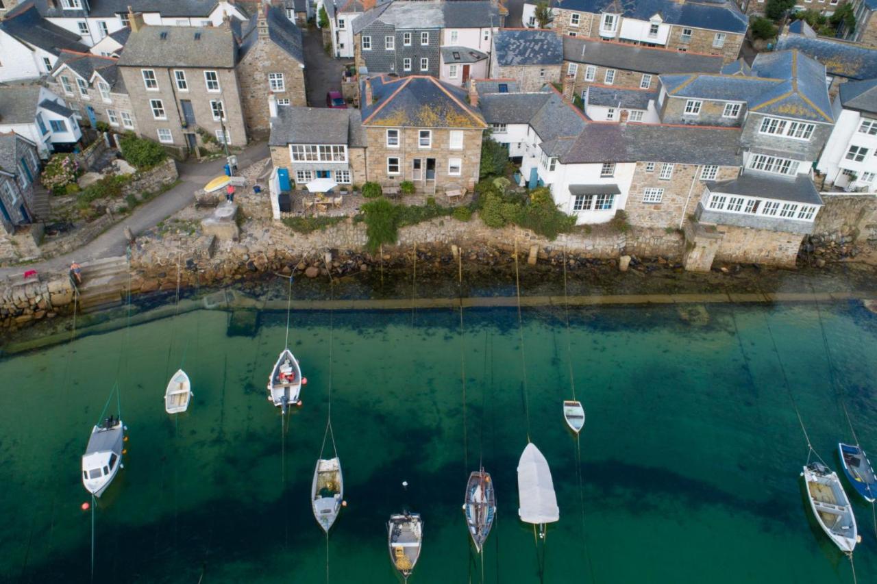 Tides Reach - Free WiFi - Harbourside - Wood Burner - Coffee Machine - B&B Mousehole