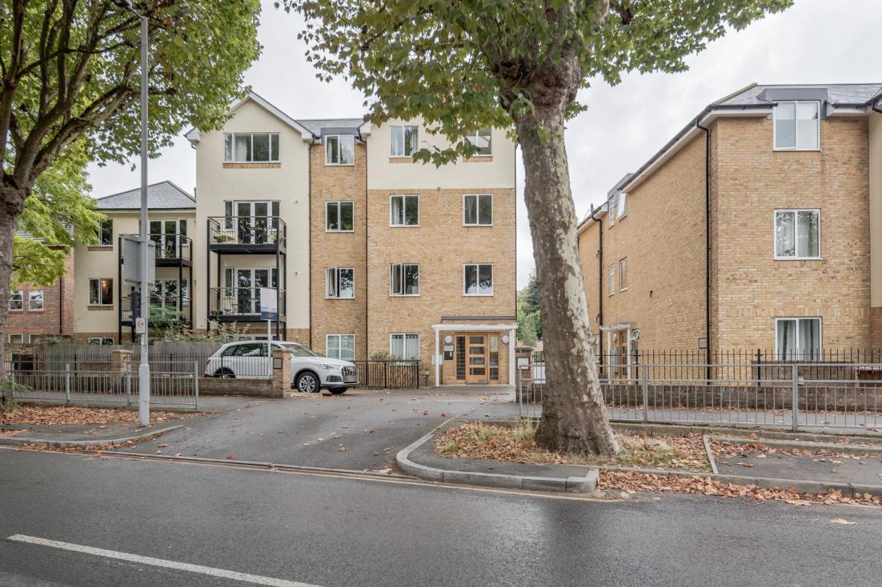 Roomspace Serviced Apartments - Nevis Court - B&B