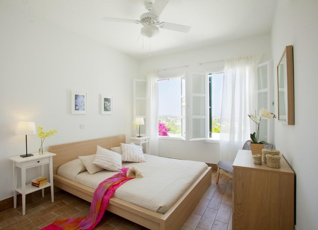 Villa mit 6 Schlafzimmern 