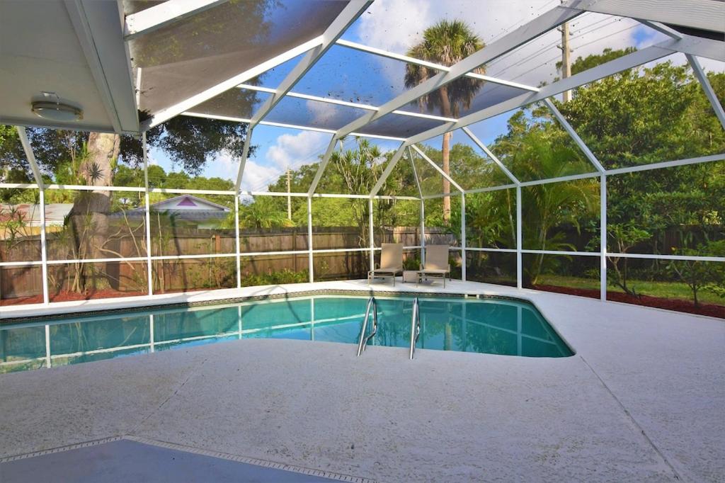 B&B Sarasota - Clematis House near Arlington Park with Heated Pool - Bed and Breakfast Sarasota