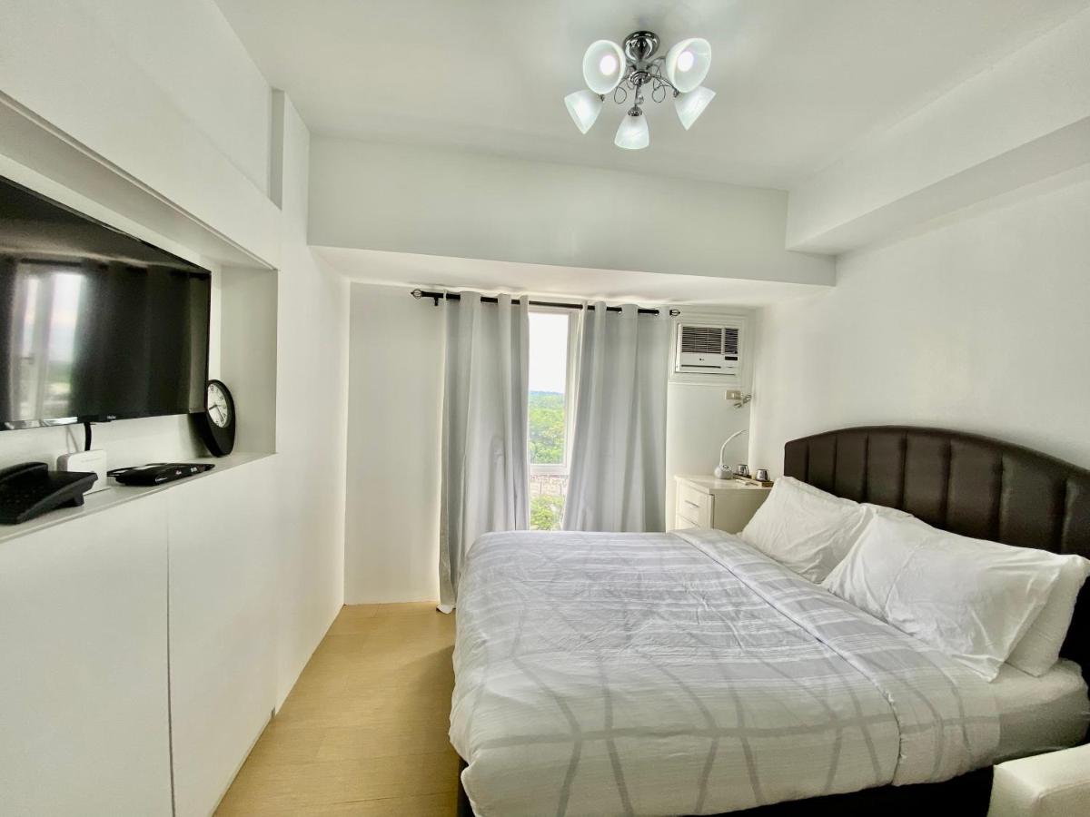 B&B Cagayan de Oro - Compact Studio Unit @ Centrio Tower - Bed and Breakfast Cagayan de Oro