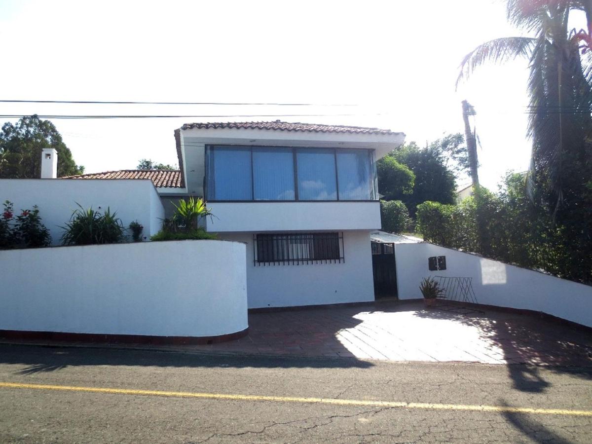 Casa El Peñon - B&B Girardot