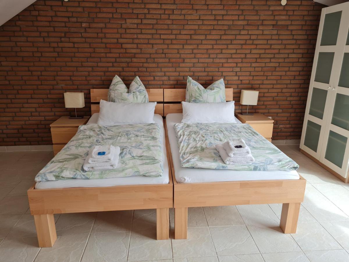 Double Room with Shared Bathroom and Balcony