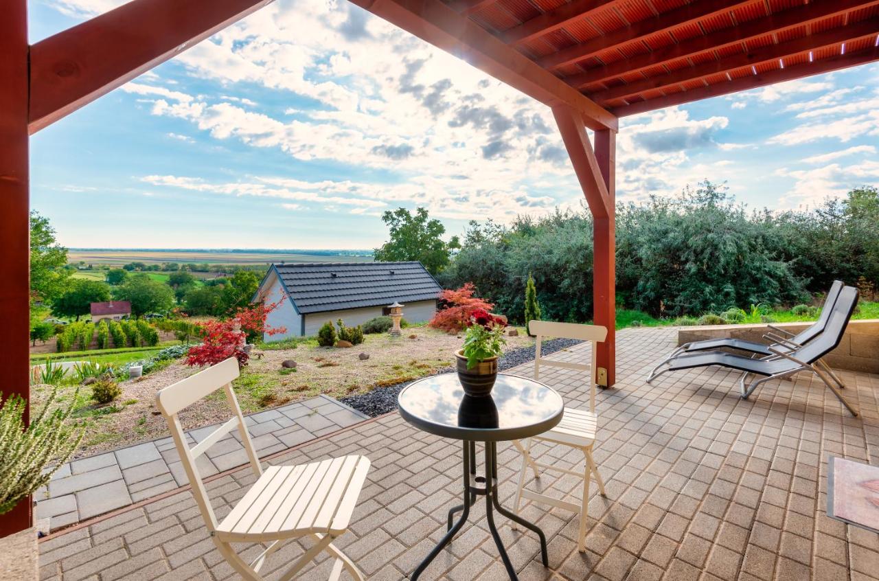 Borárium Vendégházak - Zen-gő Ház - Ferienwohnung Pázmánd