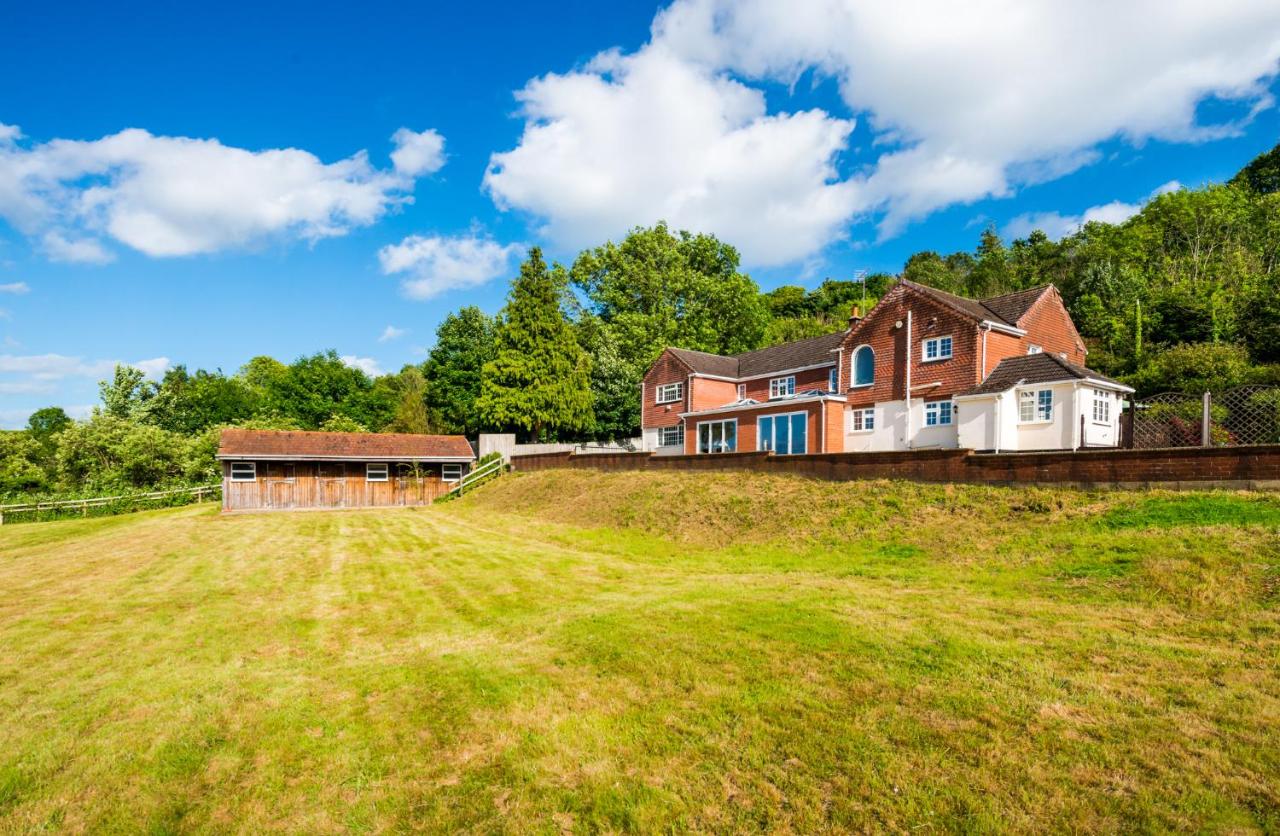 Croft House Sleeps 14 ꕤ Country Views nr Salisbury - B&B